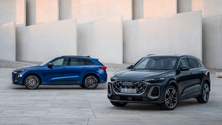 Sideviews of a blue and a grey Audi SQ5