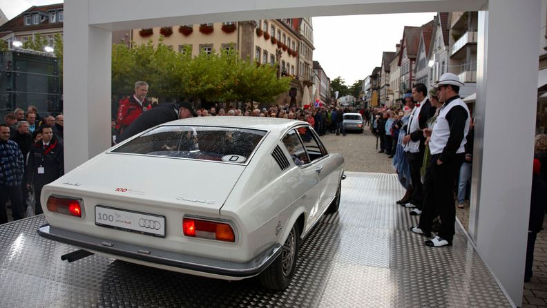 Participating vehicles: Horch 853 A, Horch 780, Audi 50