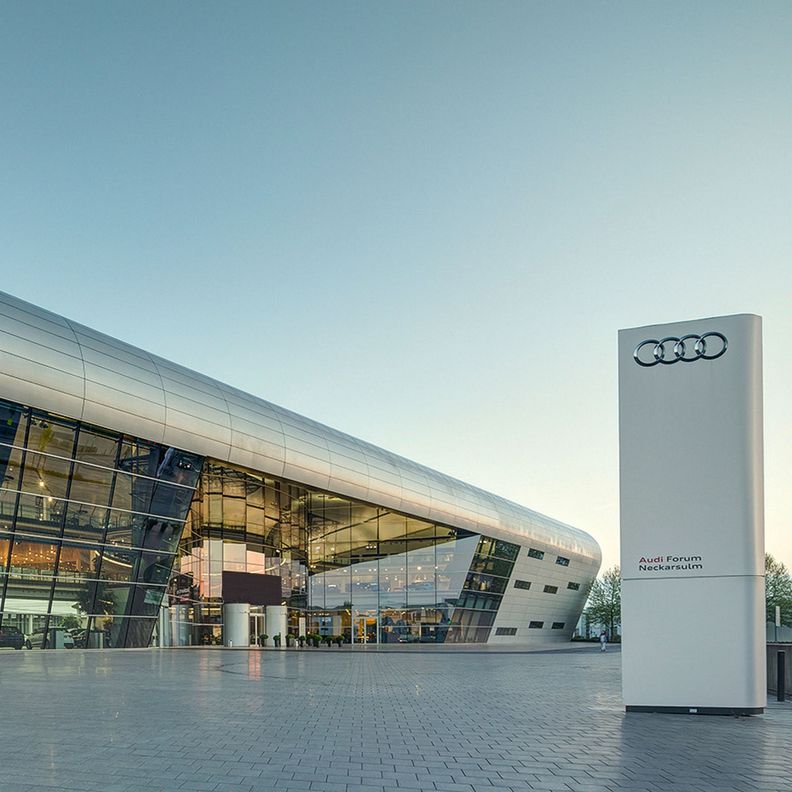 Wechselnde Ausstellungen im Audi Forum Neckarsulm