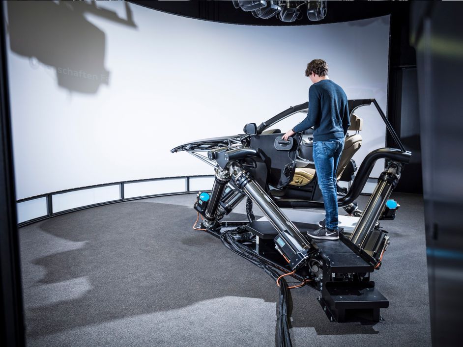 Dynamic Driving Simulators Why They Will Make Decisions About The Audis Of The Future 